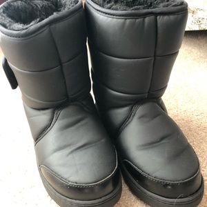 Khombu black ski boots